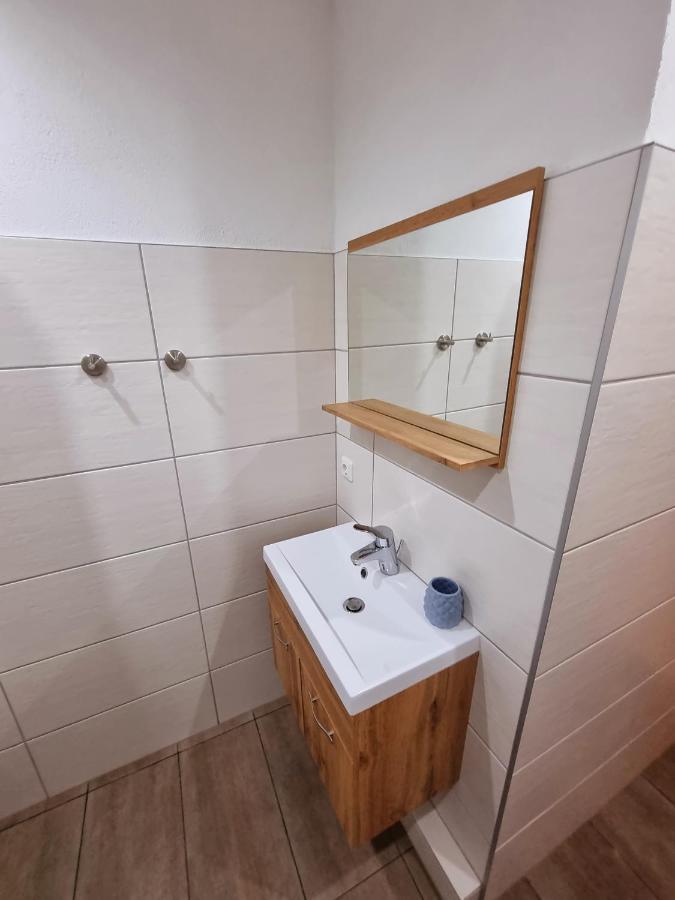 Workershome - Business Apartments - Monteurwohnungen Wertheim Zimmer foto